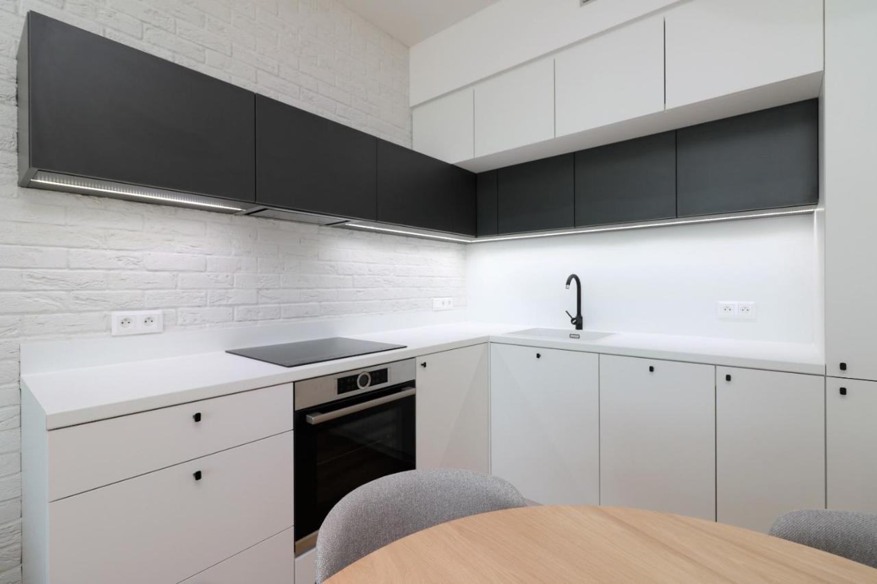 Sky Park New 1-Bedroom Apartment Bratislava Esterno foto